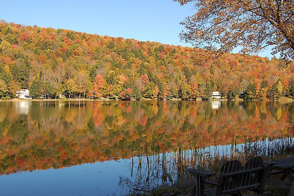 Inn At Starlight Lake & Restaurant Buitenkant foto
