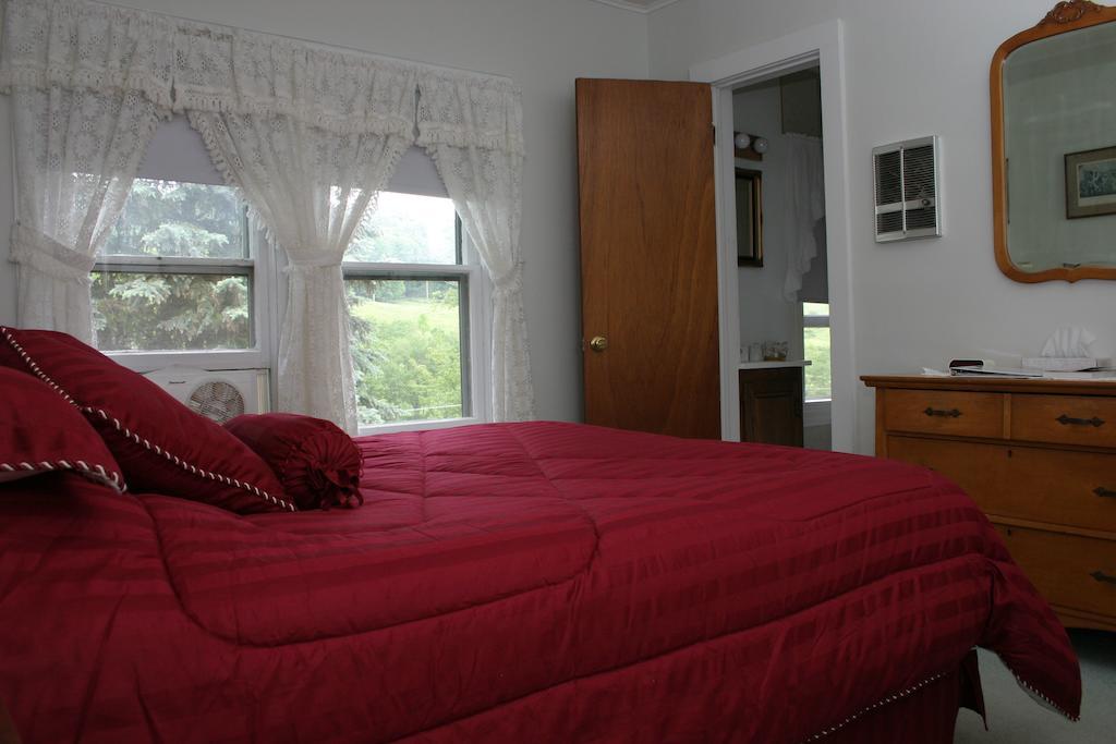 Inn At Starlight Lake & Restaurant Kamer foto